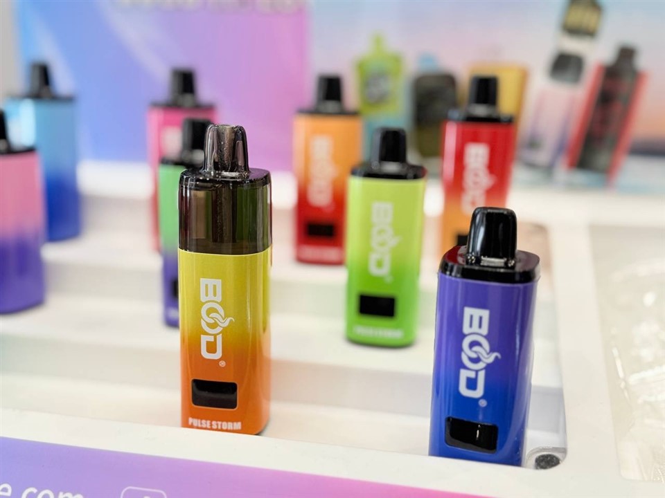 Bood Pulse Storm 12k Puffs Tpd Eu Elfbar Vapsolo Vozol Alfakher Fizzy Nicotine Pods Ecig Vape factory